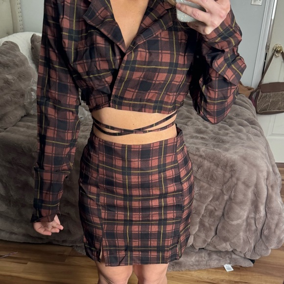 NWT matching set Heartbreak wrap front cropped blazer tie waist mini skirt - Picture 7 of 7